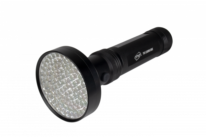 100_LED-Flashlight-1-825x550