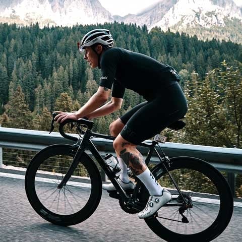 Continental_Road_Lifestyle_480x480