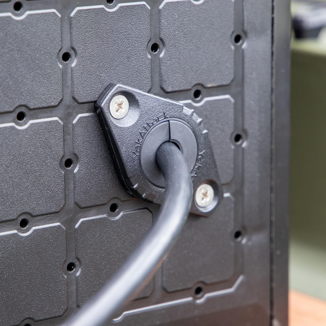 YakAttack Gridlock Through Hull Wiring Kit Pair