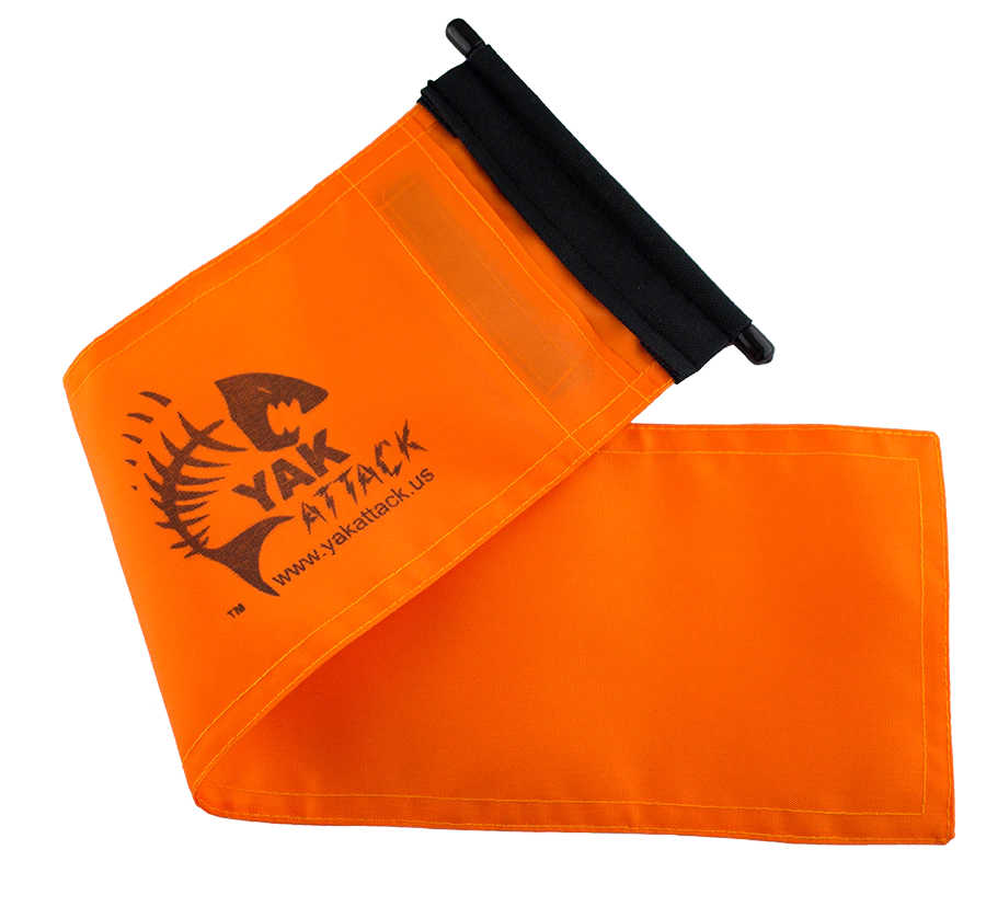 IMG_2175_2YakAttack_VisiCarbon_Pro_best_safety_light_for_kayak_fishing_and_kayak_safety_CPM-1_3__52661.1550177578