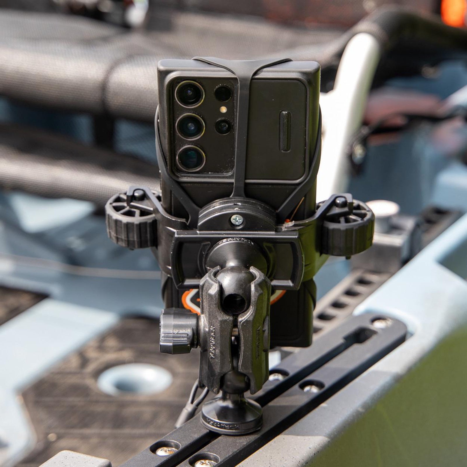 rotogrip-phone-holder-with-1-screwball-track-mount__81540.1723226492