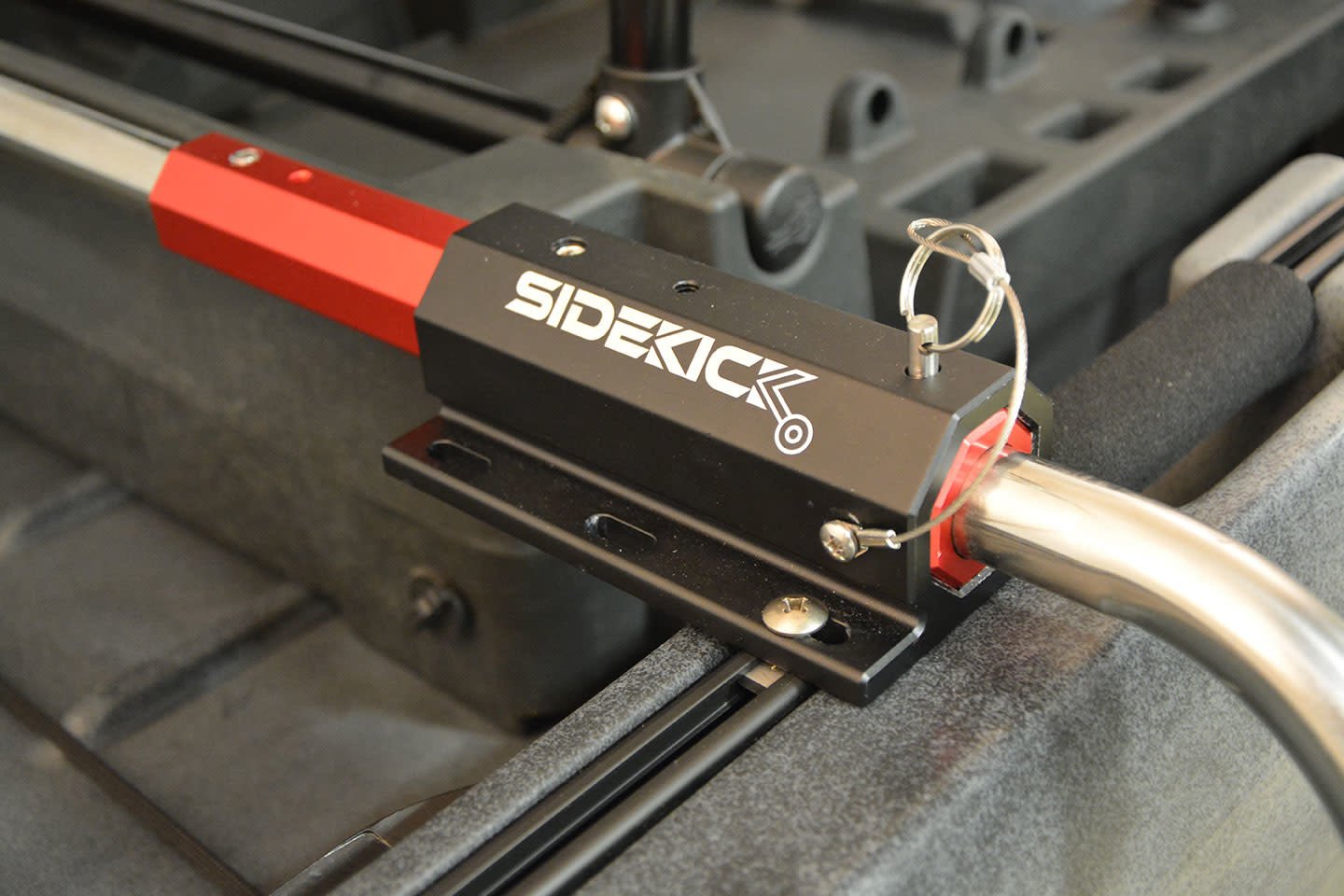 sidekick_close