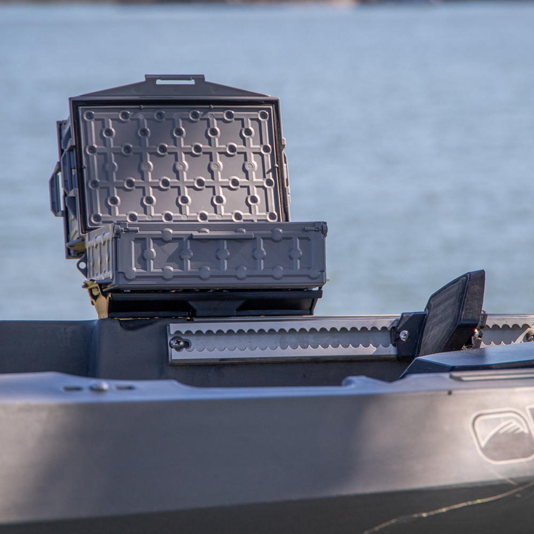 tracpak-combo-kit-two-boxes-and-quick-release-base-battleship-grey__07268.1713450987